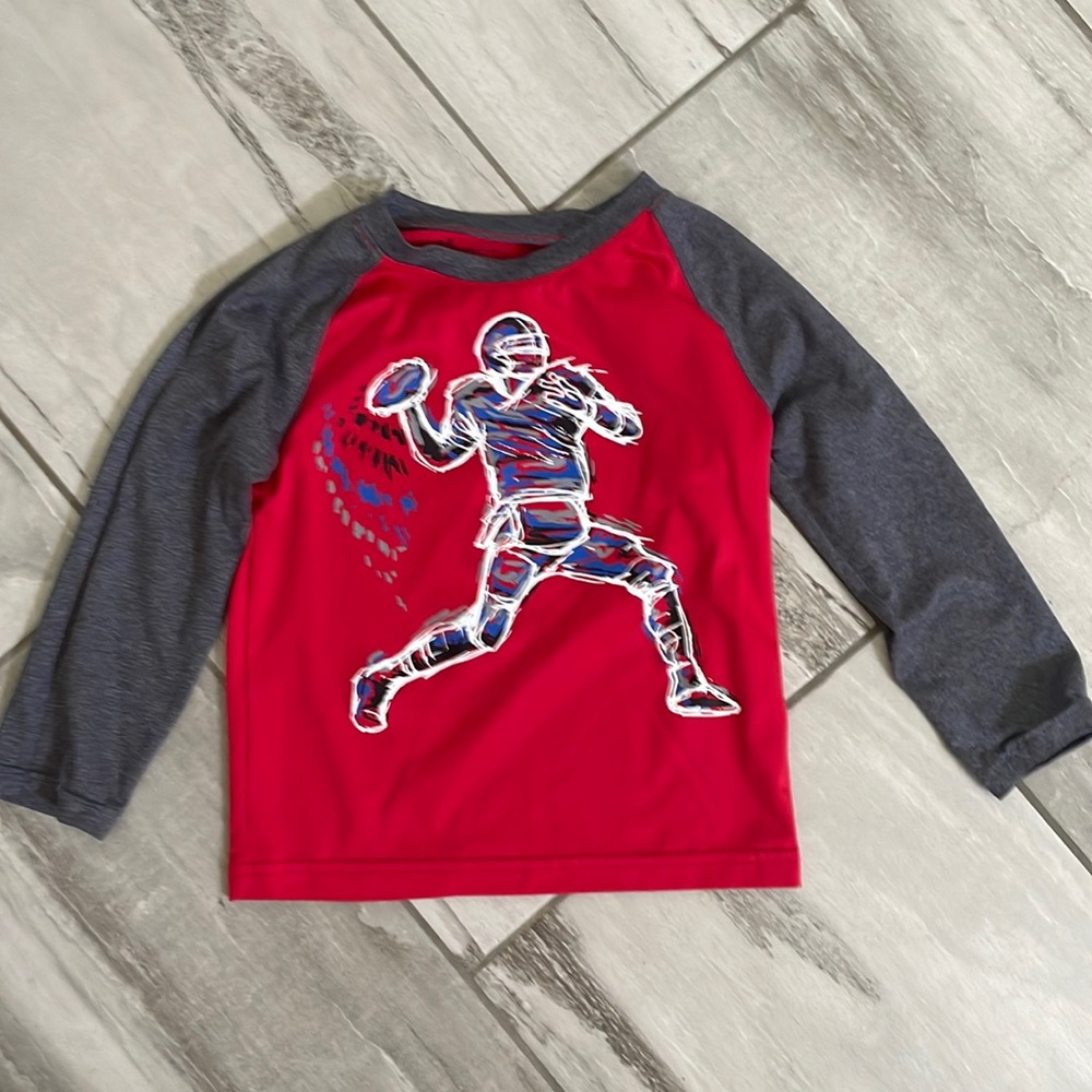 Under Armour dry fit boys shirt